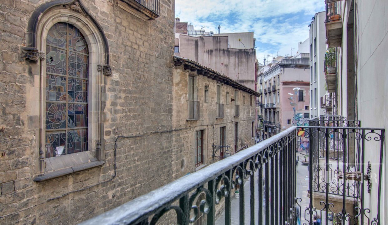 HVHSMK0004PisoVenderVenderEl-Gotic-21