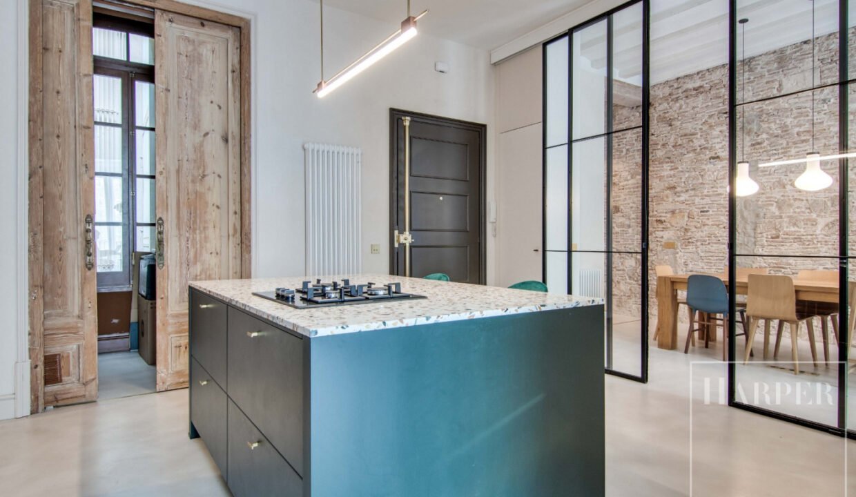 HVHSMK0004PisoVenderVenderEl-Gotic-4