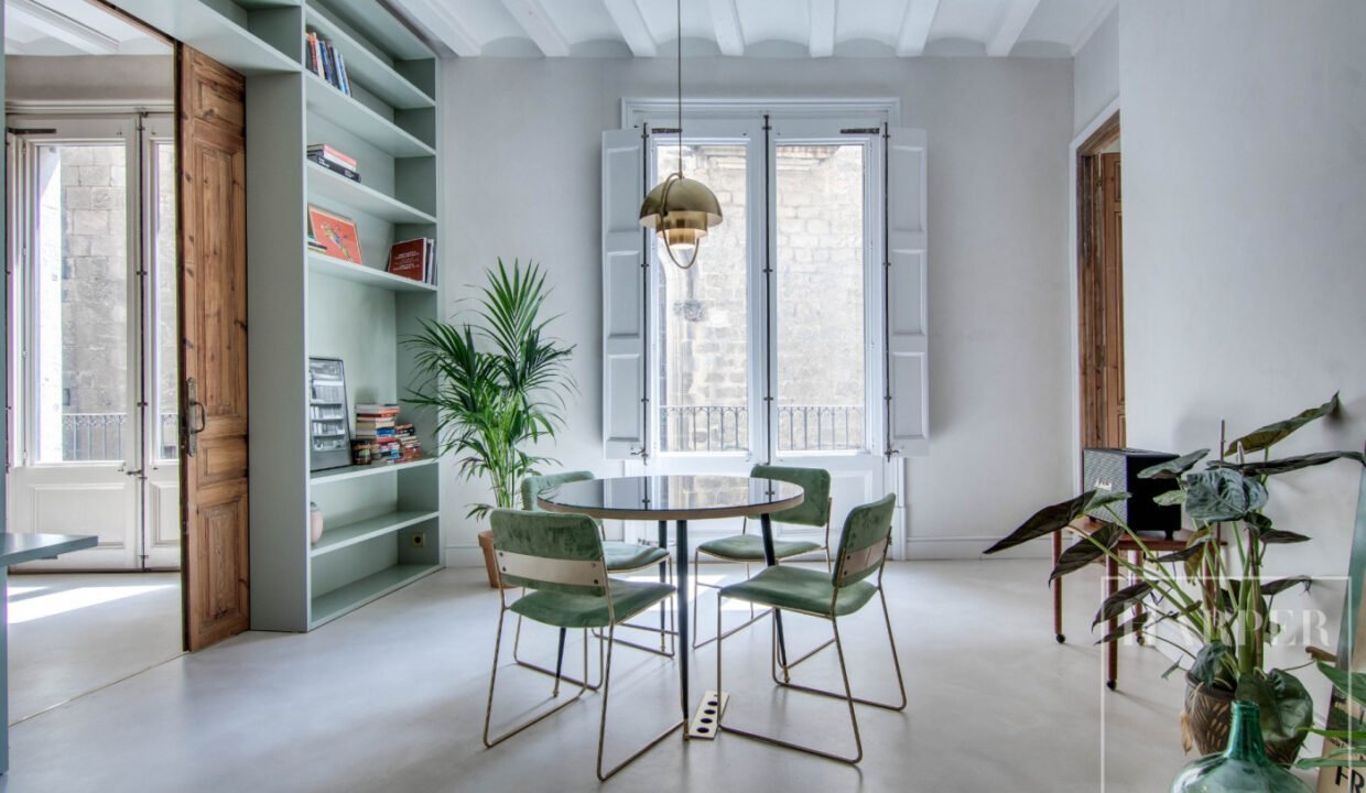 HVHSMK0004PisoVenderVenderEl-Gotic-6