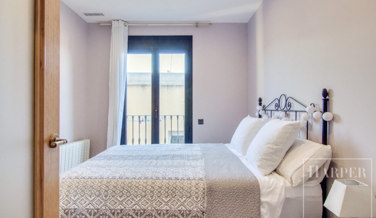 HVIAFB032203PisoVenderVenderBorn