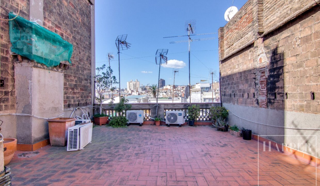 HVIAFB032203PisoVenderVenderBorn-14