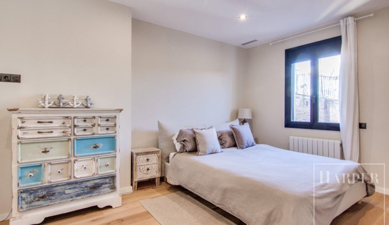 HVIAFB032203PisoVenderVenderBorn-15