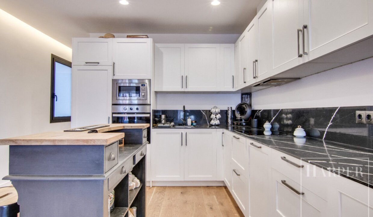 HVIAFB032203PisoVenderVenderBorn-6