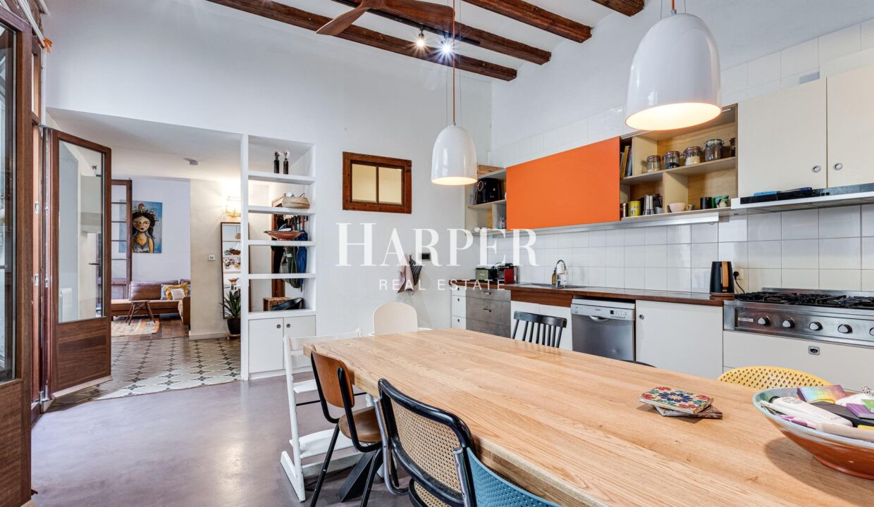 HSHS1608PisoVenderVenderCasc-Antic-16