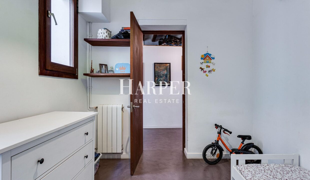 HSHS1608PisoVenderVenderCasc-Antic-19